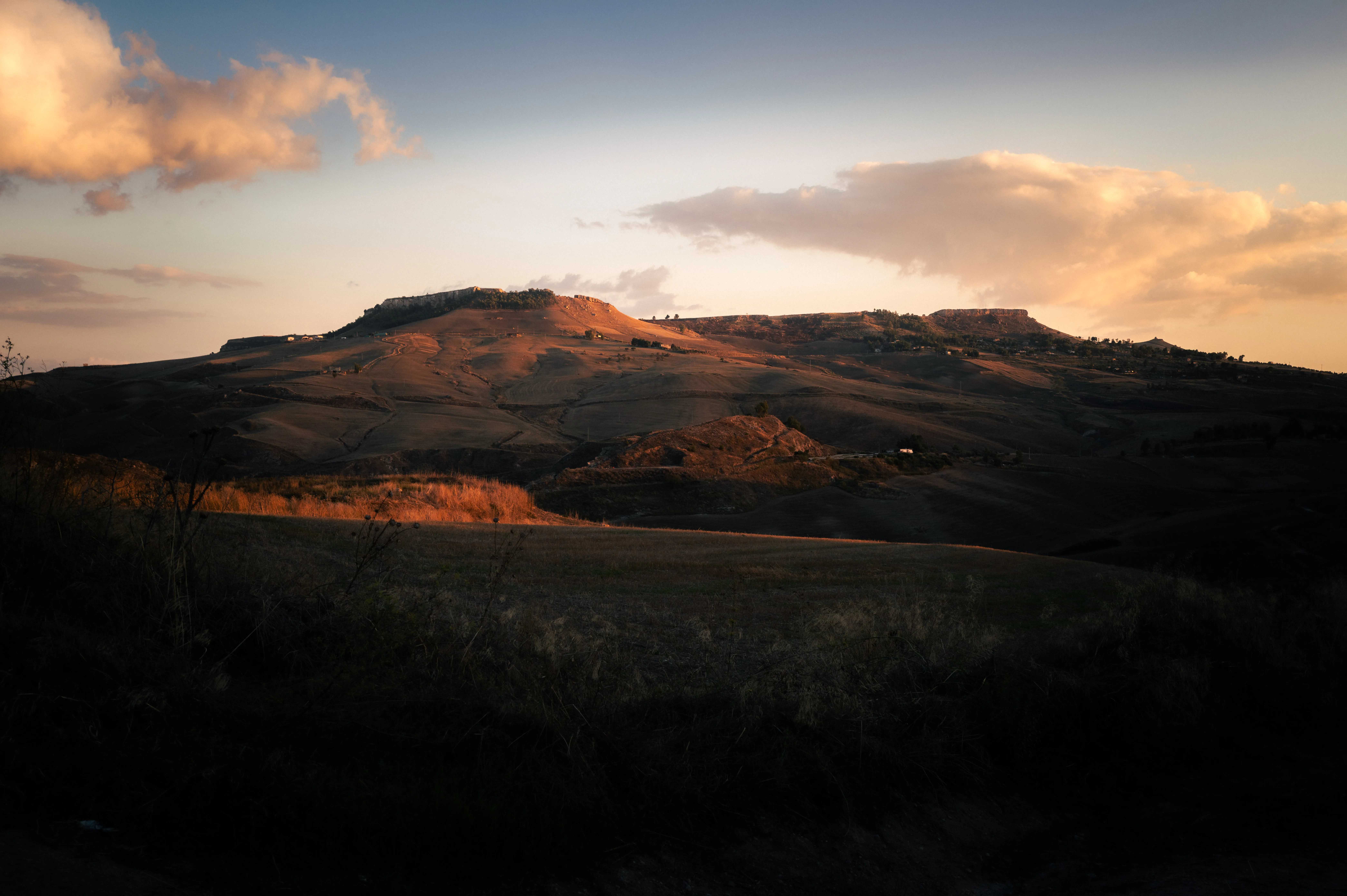 Tramonto sulle miniere di Caltanissetta