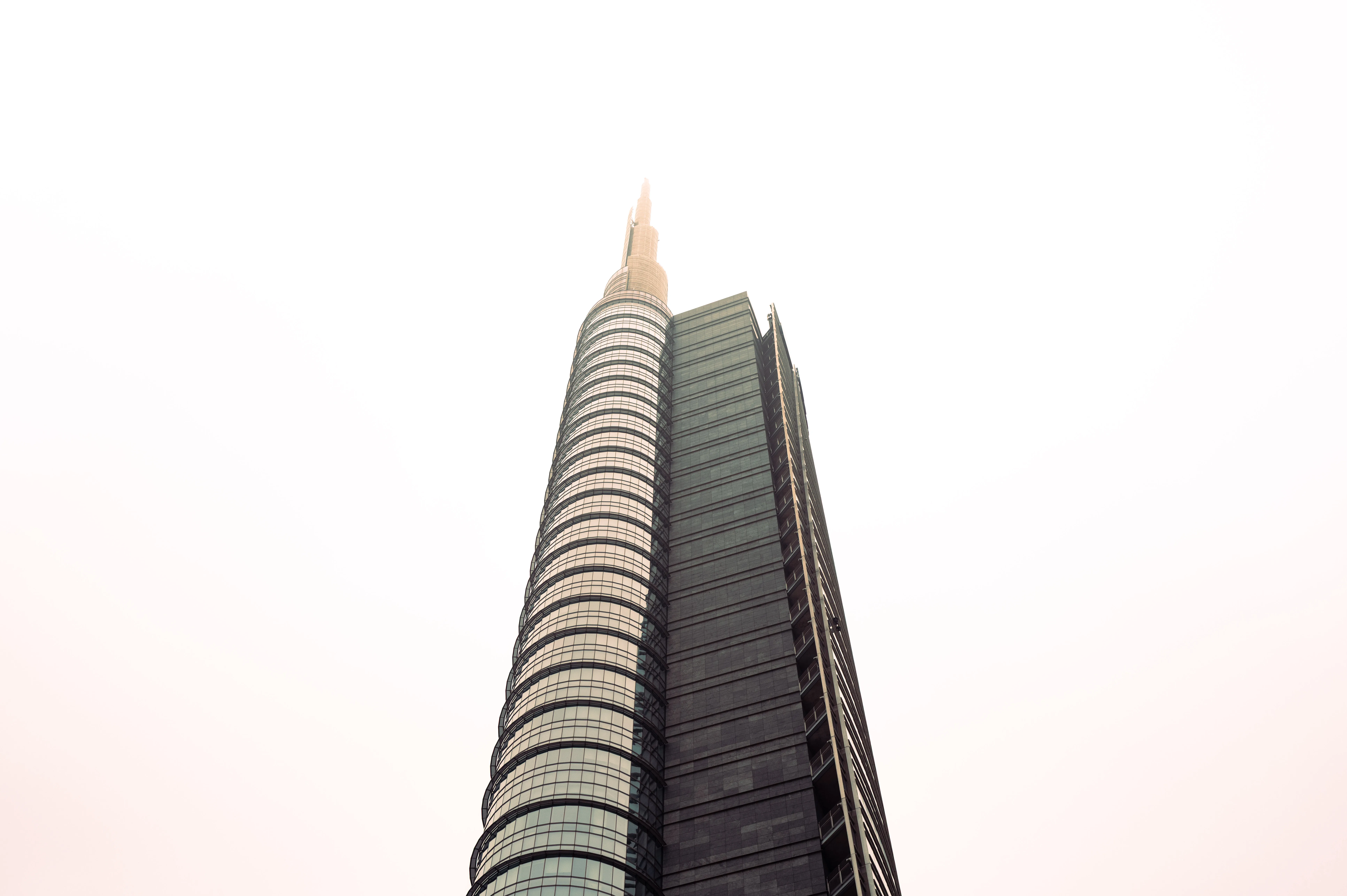 Studio sui grattacieli di Milano